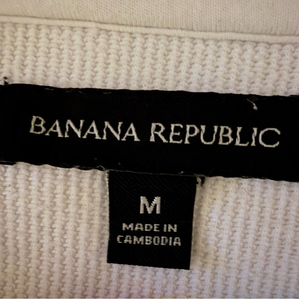 Men's Banana Republic Cream Crewneck Sweatshirt - Picture 6 of 11